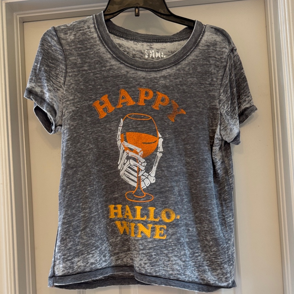 Gray Halloween Graphic T-Shirt